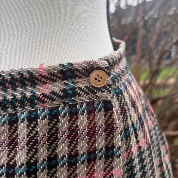 Giorgio Armani Plaid Wool Skirt Set - Picture 9 of 15